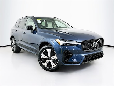 2024 Volvo XC60 Recharge Plug-In Hybrid T8 Plus Dark Theme SUV