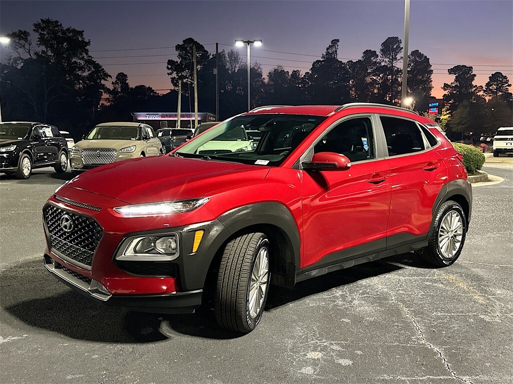 2021 Hyundai Kona SEL Plus photo 2
