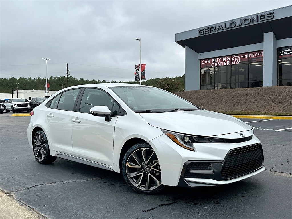 Used 2022 Toyota Corolla SE Sedan
