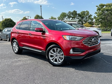 2022 Ford Edge Titanium SUV