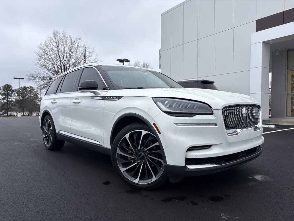 2022 Lincoln Aviator Reserve RWD's photo