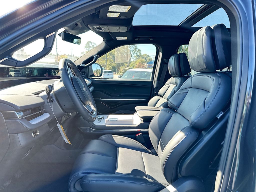 2025 Lincoln Navigator Reserve - Photo 8