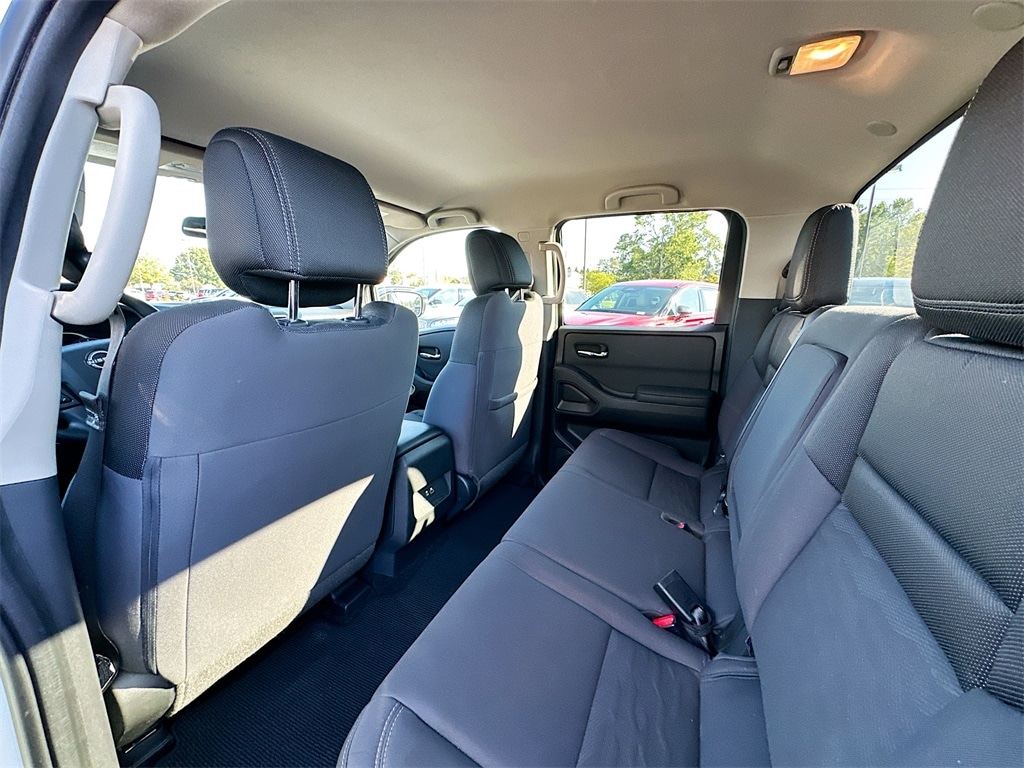 Used 2024 Nissan Frontier SV Truck