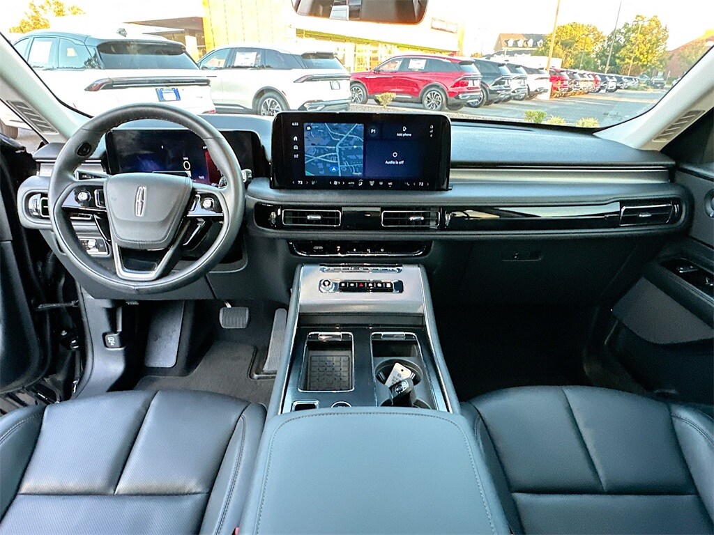 2025 Lincoln Aviator Premiere photo 3