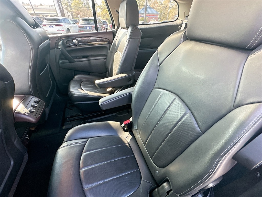 Used 2016 Buick Enclave Leather Group SUV