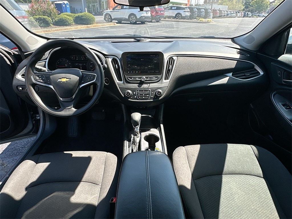 Used 2024 Chevrolet Malibu LT Sedan
