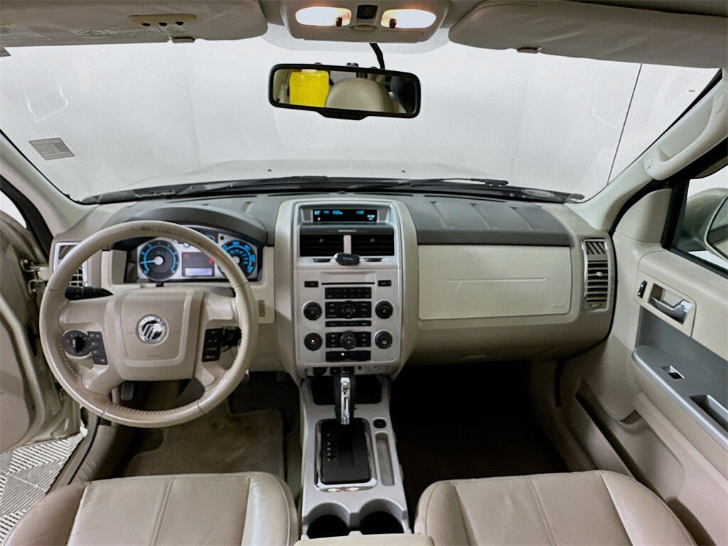 2010 Mercury Mariner Premier photo 3