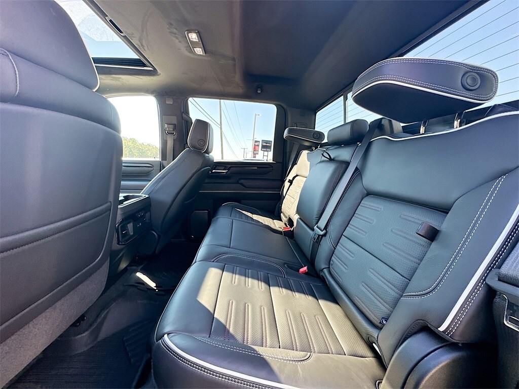 2025 Gmc Sierra 2500 HD AT4X photo 4