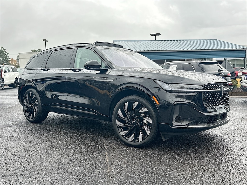 2026 Lincoln Nautilus Reserve's photo