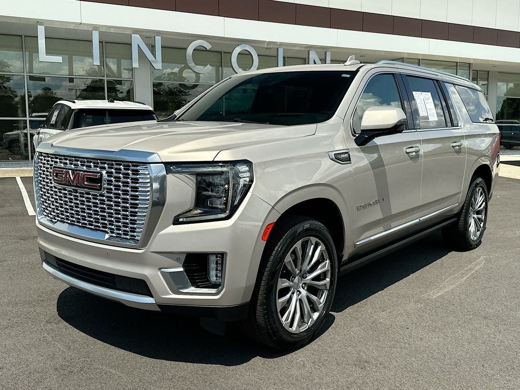 2021 GMC Yukon Denali AWD's photo