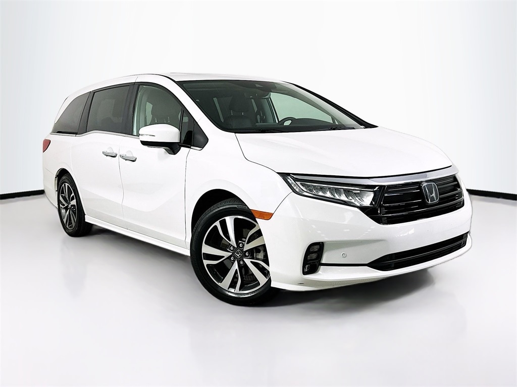 Certified 2024 Honda Odyssey Touring Minivan/Van