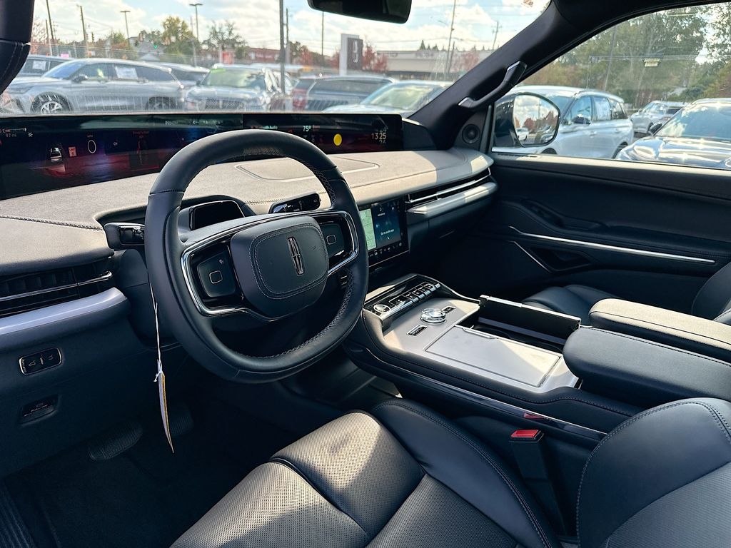 2025 Lincoln Navigator Reserve - Photo 10