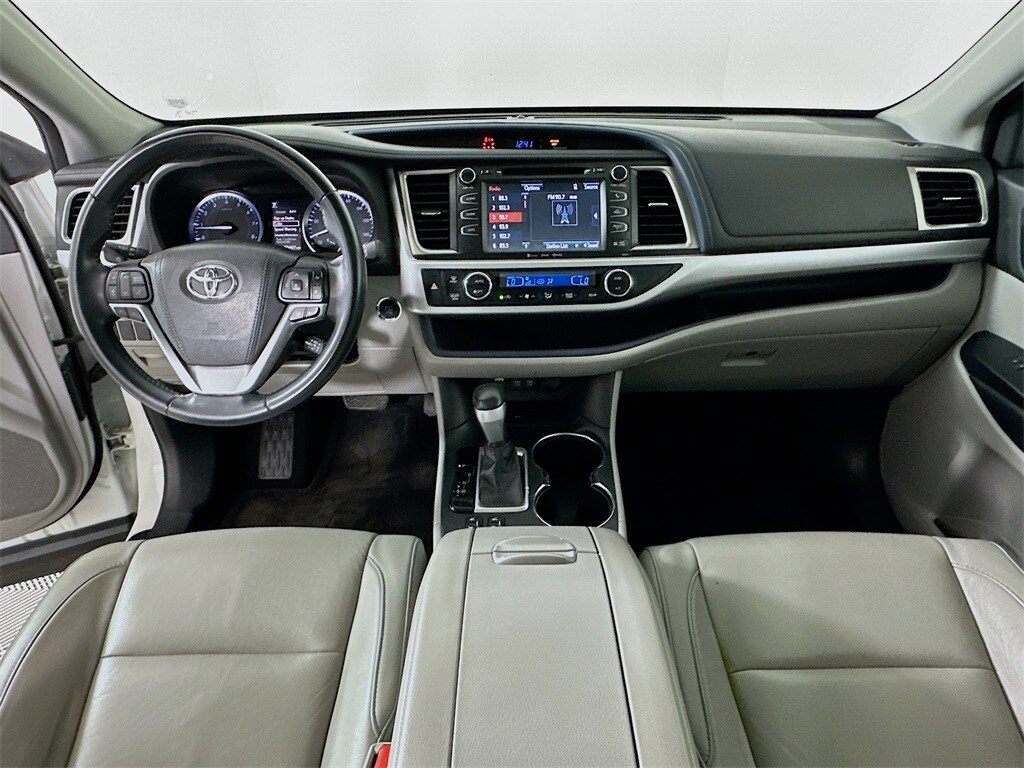 2018 Toyota Highlander XLE photo 3