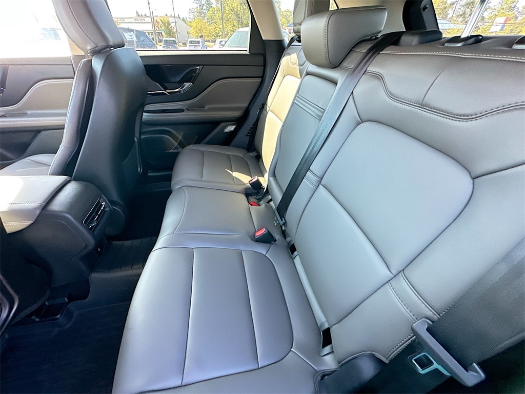 New 2025 Lincoln Corsair Premiere SUV