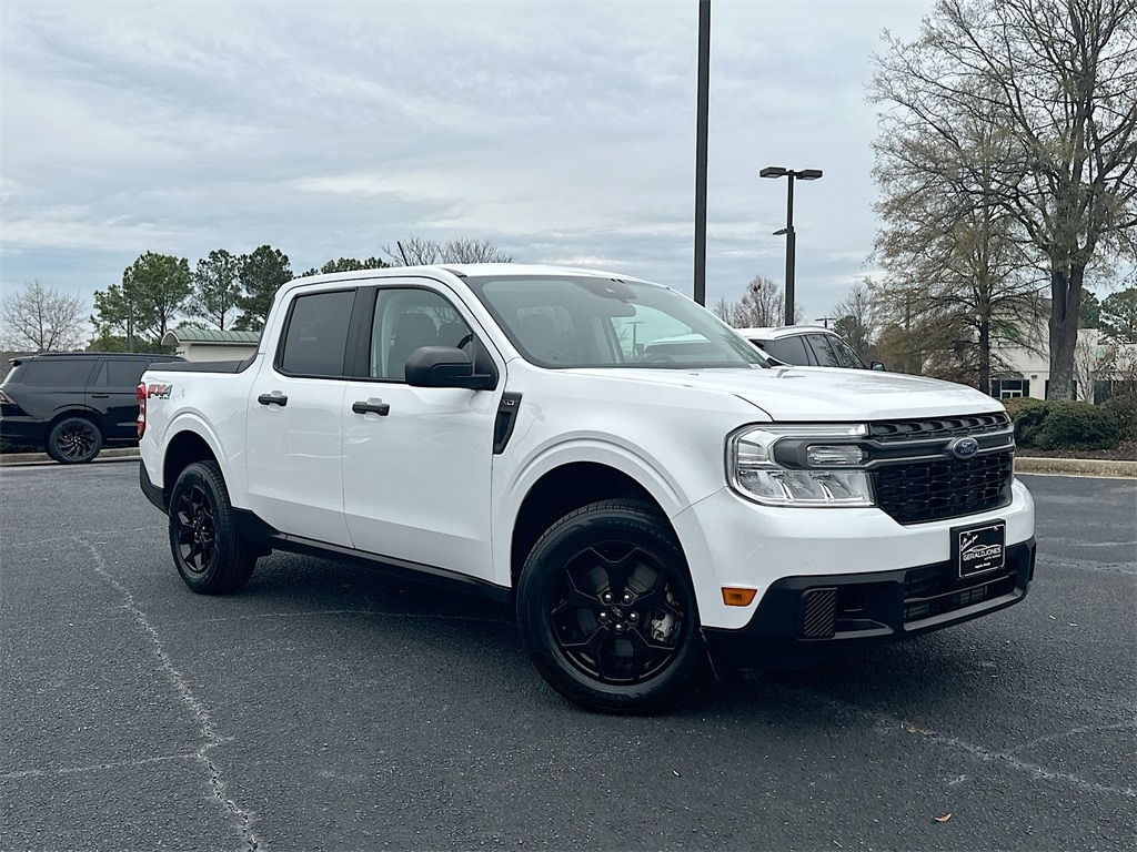 2023 Ford Maverick XLT's photo