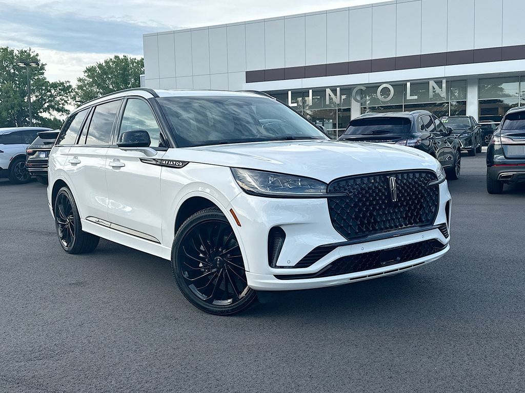 2025 Lincoln Aviator Reserve AWD's photo