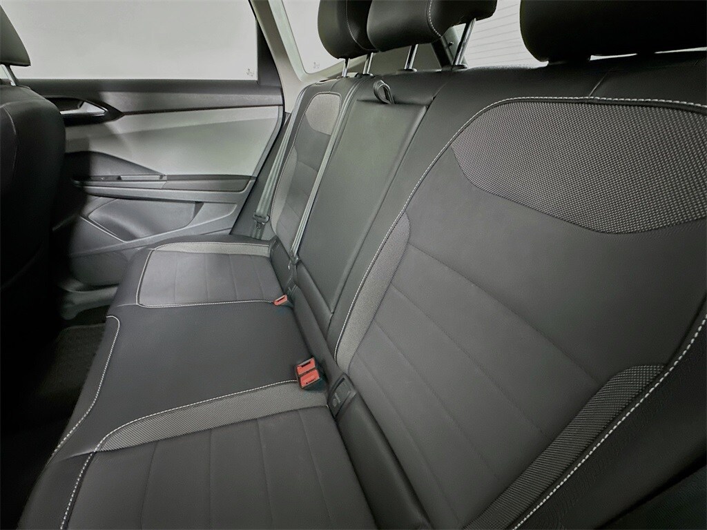 Used 2023 Volkswagen Taos 1.5T SE SUV