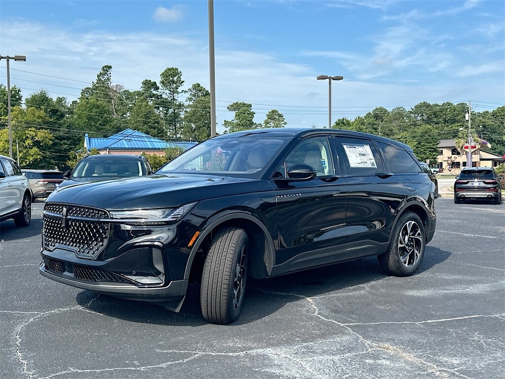 2025 Lincoln Nautilus Premiere photo 2