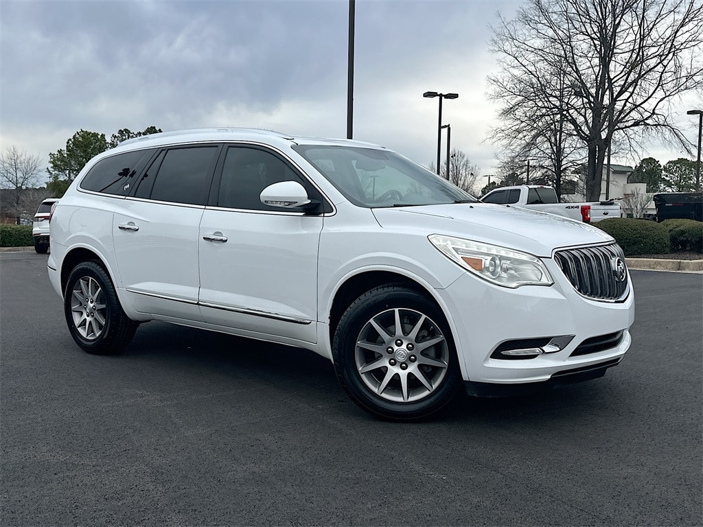 2016 Buick Enclave Convenience's photo