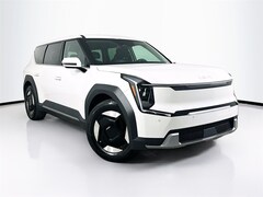 2024 Kia EV9 Light SUV