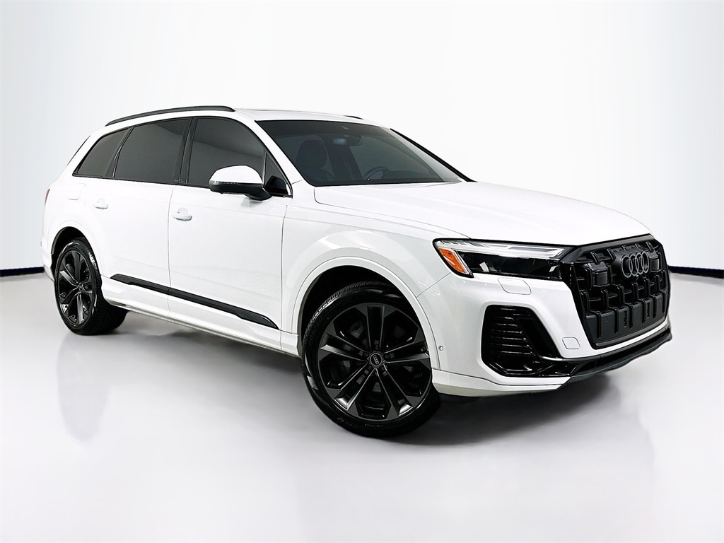 Used 2025 Audi Q7 55 Premium Plus SUV