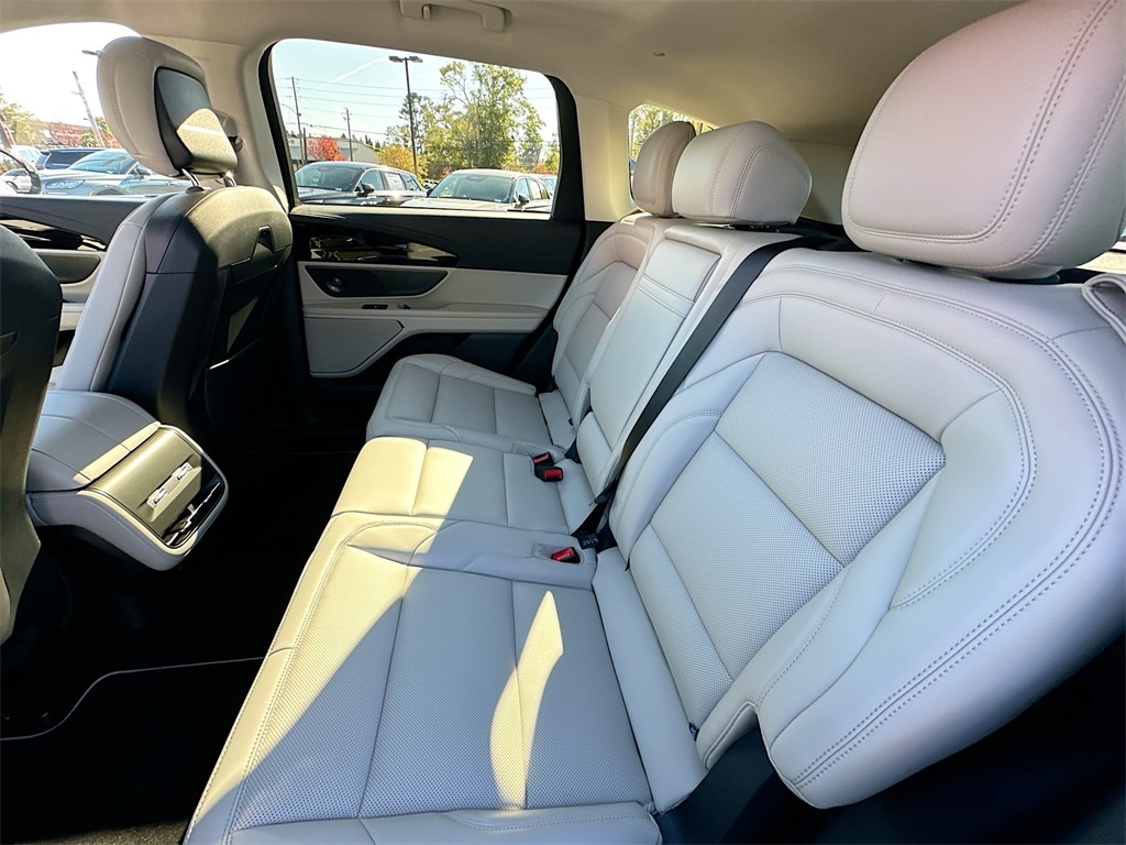 New 2026 Lincoln Nautilus Premiere SUV