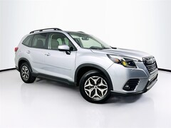 2024 Subaru Forester Premium SUV