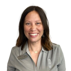 Staff member Ashley Shearer from c480a33ee710