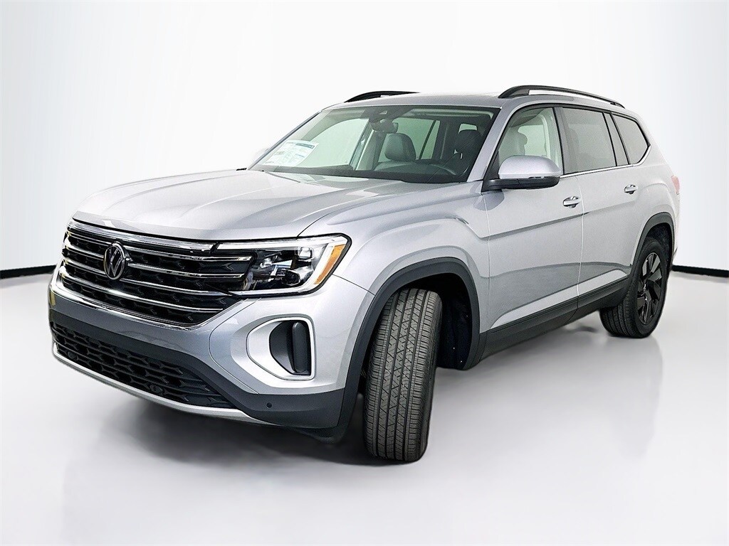 Used 2025 Volkswagen Atlas 2.0T SE w/Technology SUV