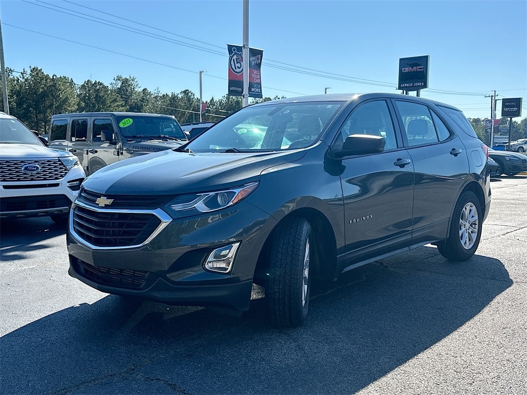 Used 2018 Chevrolet Equinox LS SUV