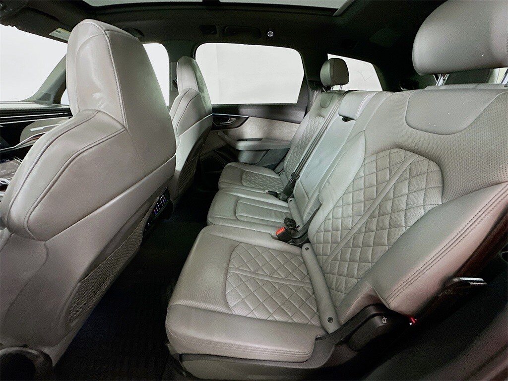 2022 Audi SQ7 Premium Plus photo 4