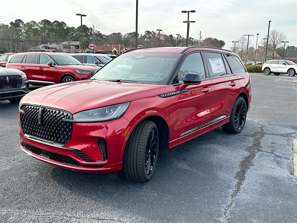 2025 Lincoln Aviator Reserve photo 2