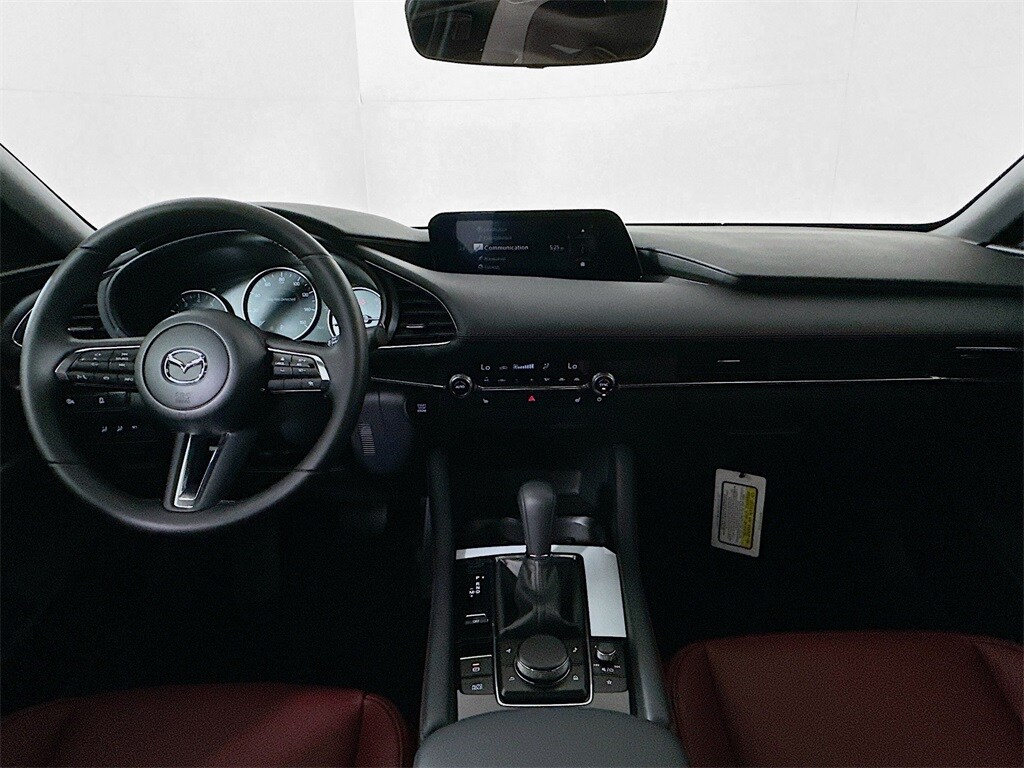 2025 Mazda Mazda3 Hatchback 2.5 s Carbon photo 3