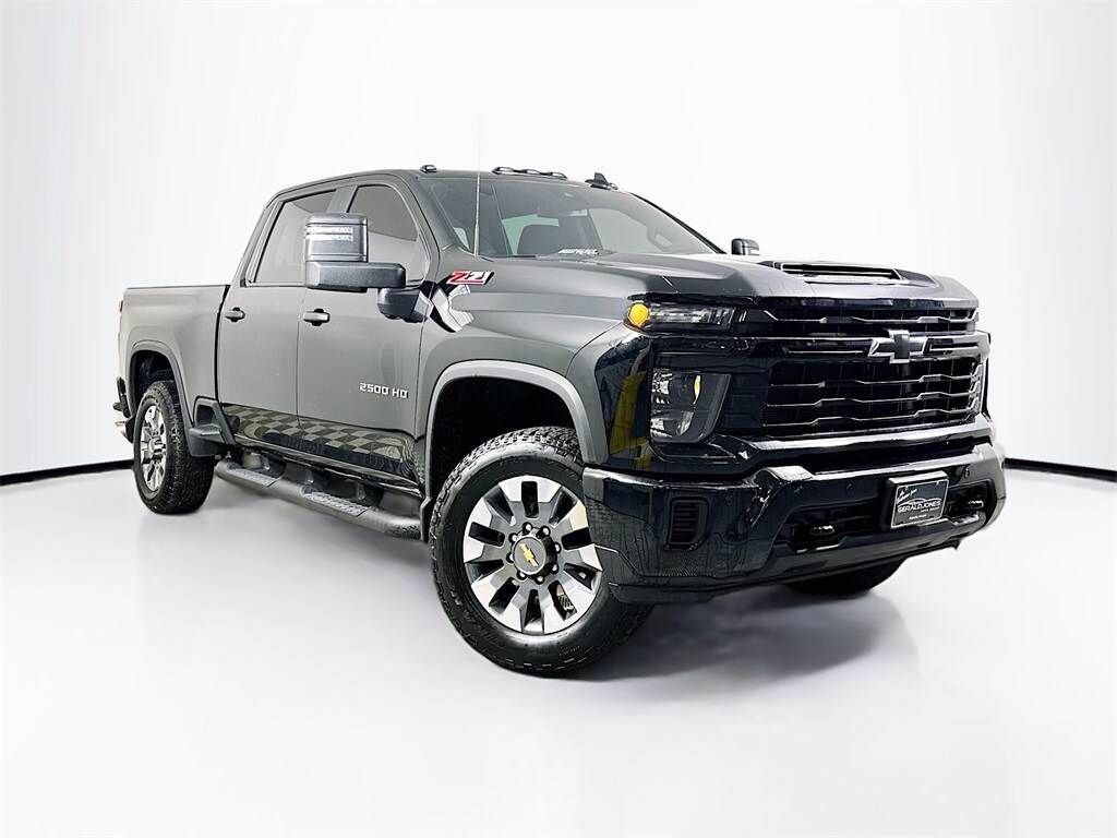 Used 2025 Chevrolet Silverado 2500HD Custom Truck