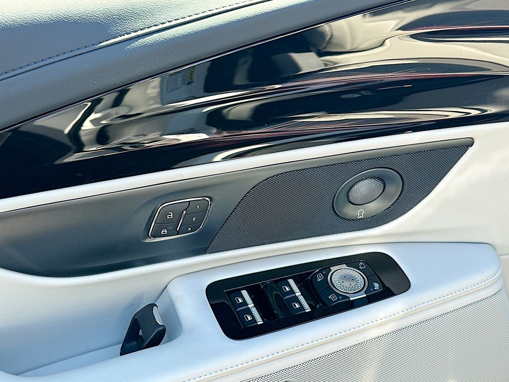 2026 Lincoln Nautilus Premiere - Photo 21