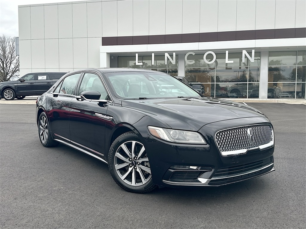 2019 Lincoln Continental Base