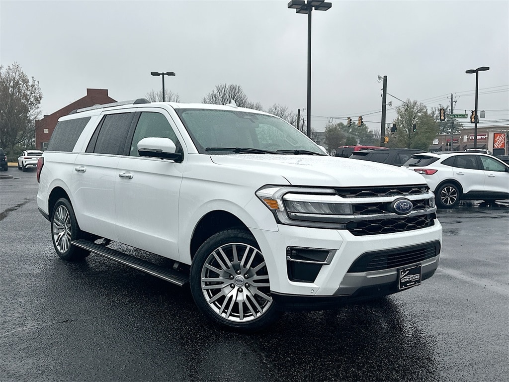 2024 Ford Expedition Limited's photo