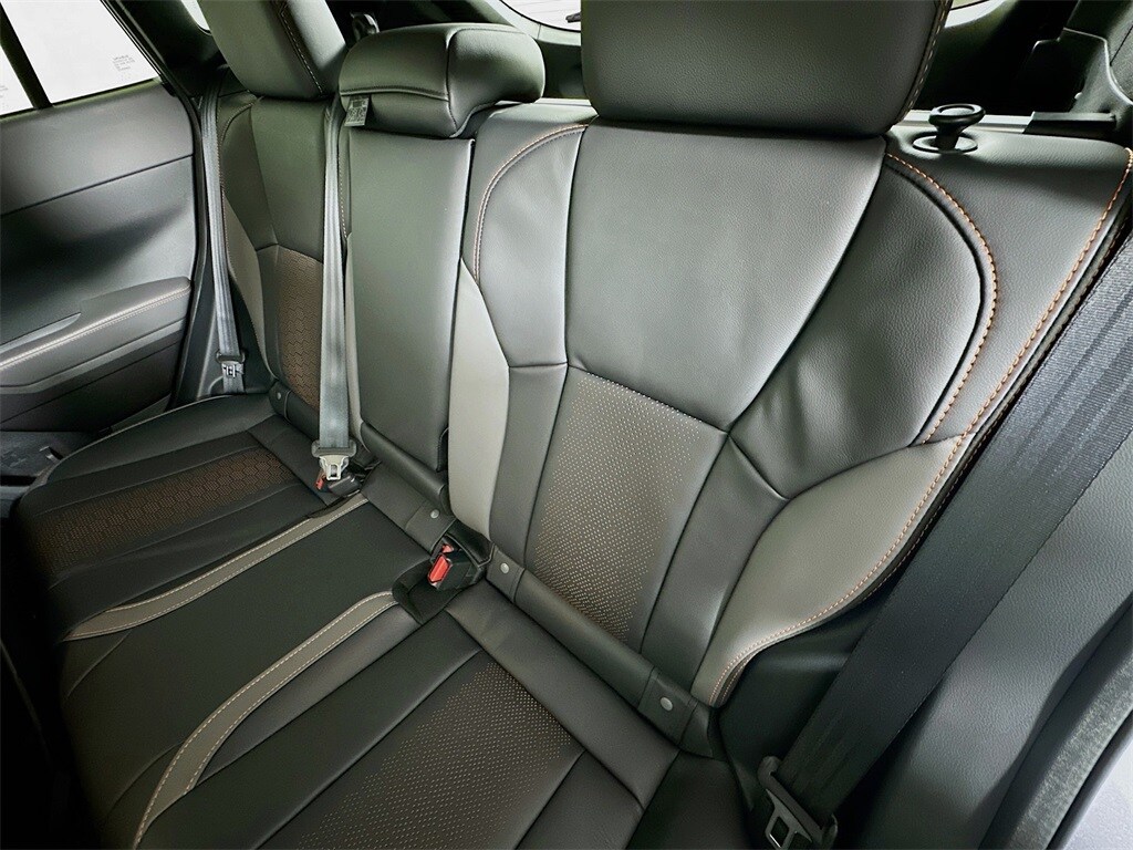 2025 Subaru Crosstrek Limited photo 2