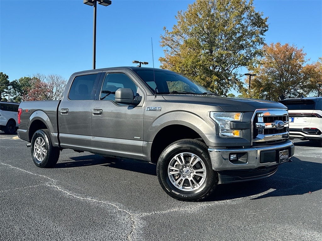 2017 Ford F-150 XLT's photo