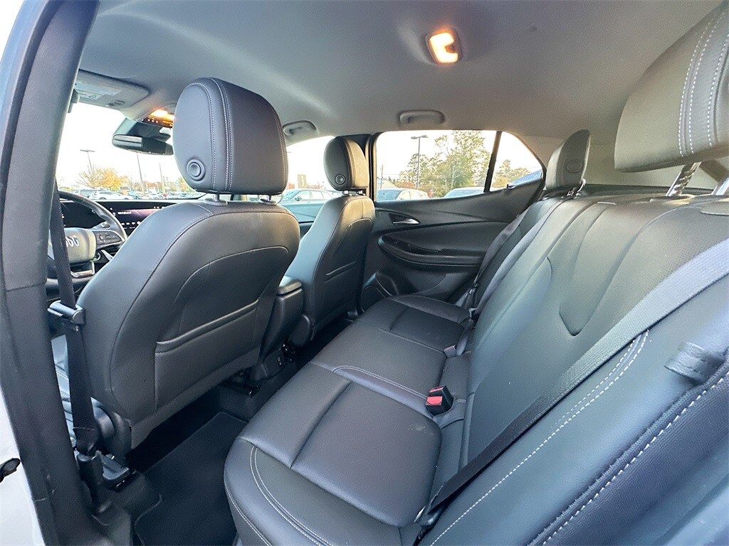 2024 Buick Encore GX Sport Touring photo 3