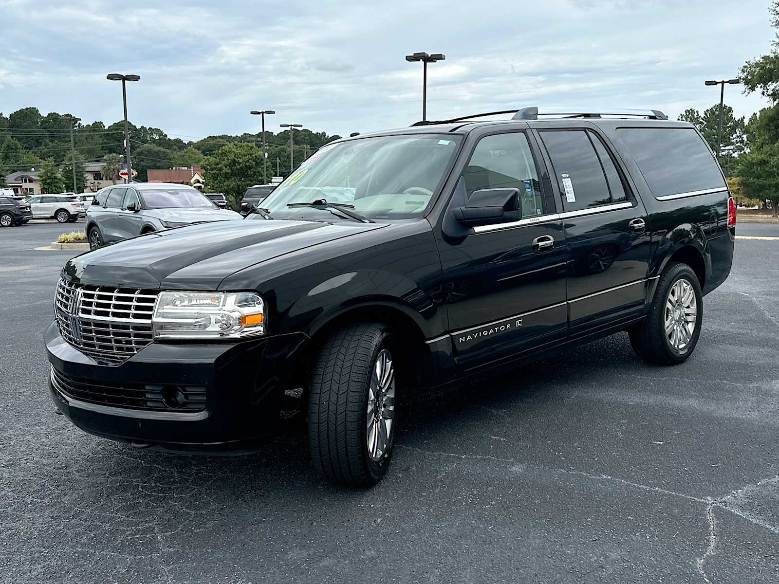 Used 2011 Lincoln Navigator Base with VIN 5LMJJ3H5XBEJ09549 for sale in Evans, GA