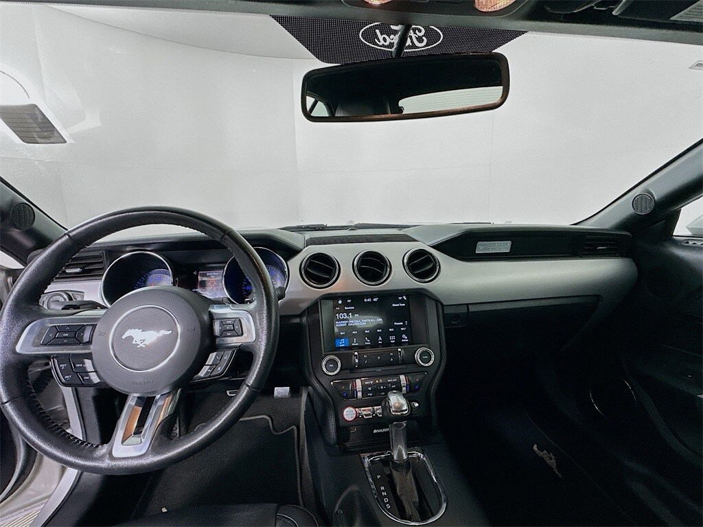 2017 Ford Mustang EcoBoost Premium Convertible photo 3