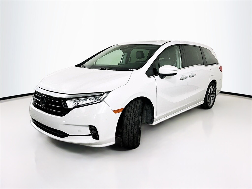 Certified 2024 Honda Odyssey Touring Minivan/Van