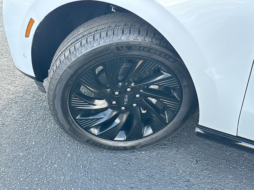2025 Lincoln Navigator Reserve - Photo 24