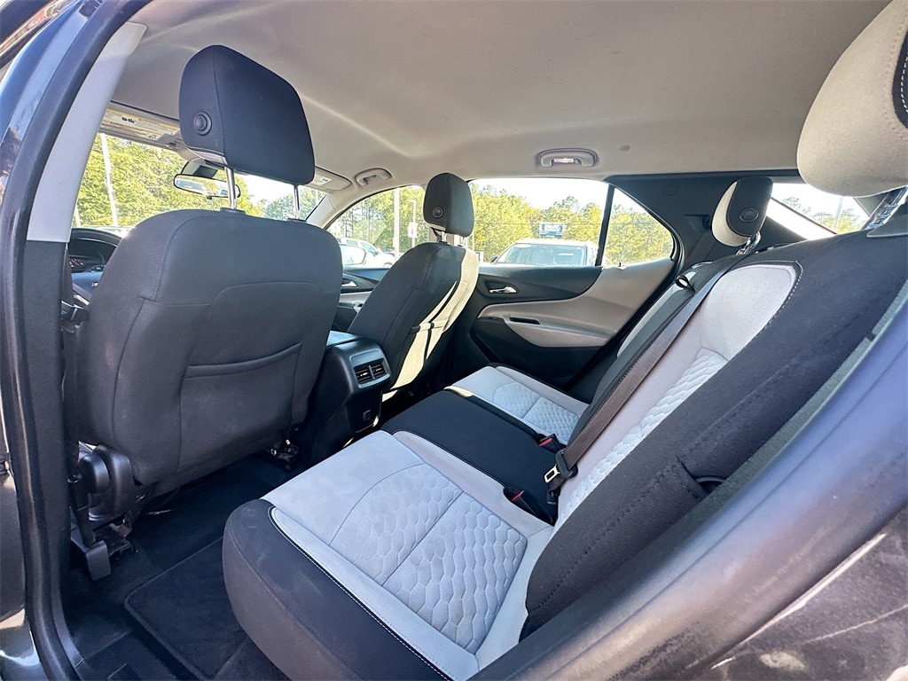 Used 2018 Chevrolet Equinox LS SUV
