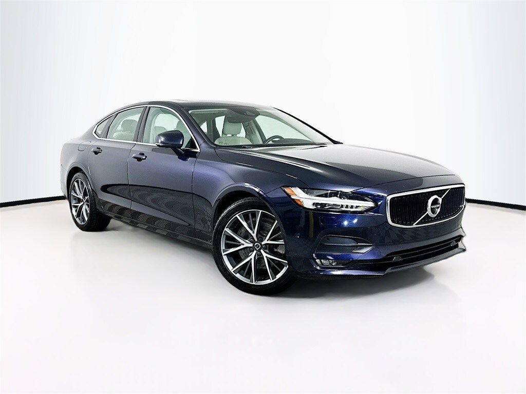 Used 2017 Volvo S90 T5 Momentum Sedan