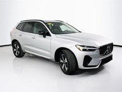 2025 Volvo XC60 Plug-In Hybrid T8 Core SUV