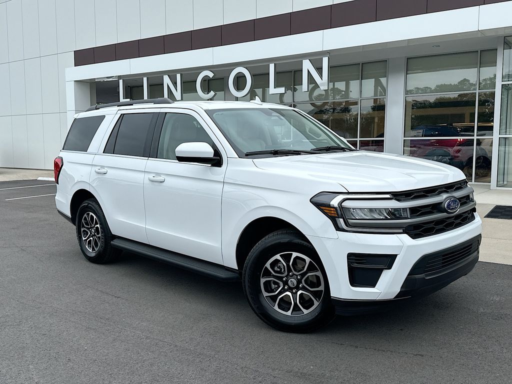 2024 Ford Expedition XLT's photo