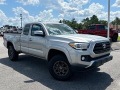 2017 Toyota Tacoma SR5 Truck