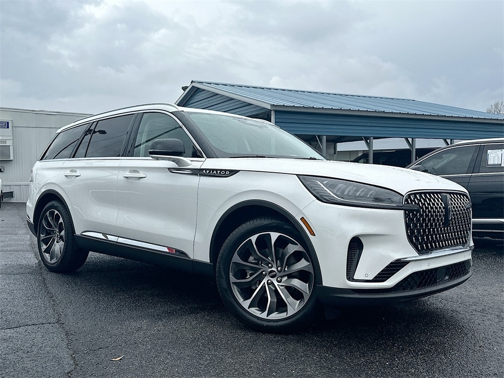 2026 Lincoln Aviator Premiere's photo